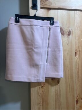 White House Black Market Light Pink Mini Skirt with Side Zip size 0